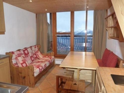 Фотография гостевого дома Appartement Les Arcs 1800, 3 pièces, 4 personnes - FR-1-411-479