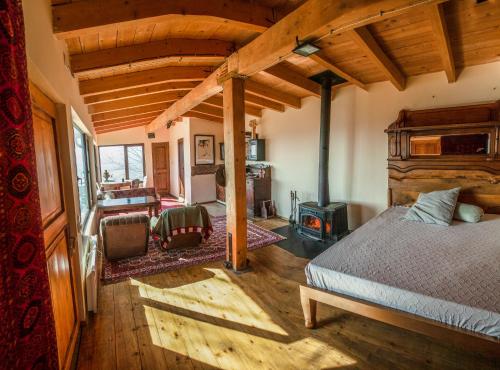 Фотография гостевого дома Cozy cottage in countryside close to Tbilisi