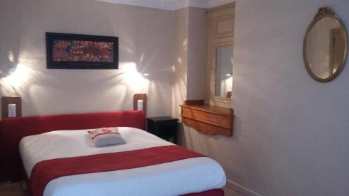 Фотография гостиницы Hotel Les Deux Magots