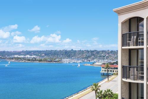 Фотография гостиницы Hilton San Diego Airport/Harbor Island