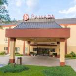 Фотография гостиницы Ramada by Wyndham Bolingbrook