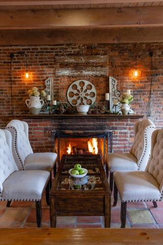 Фотография мини отеля Maison Fleurie, A Four Sisters Inn