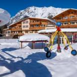 Фотография гостиницы Kinderhotel Lärchenhof