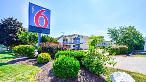 Фотография гостиницы Motel 6-Windsor Locks, CT - Hartford