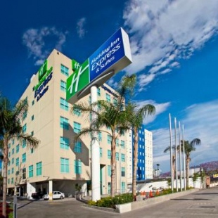 Фотография гостиницы Holiday Inn Express & Suites Queretaro, an IHG Hotel