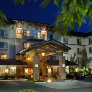 Фотографии гостиницы 
            Larkspur Landing Bellevue - An All-Suite Hotel