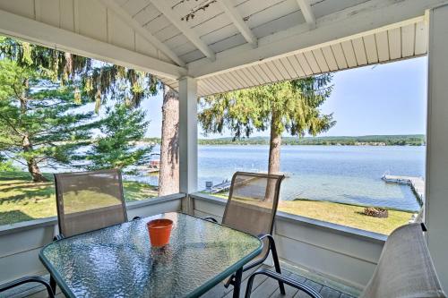 Фотографии гостевого дома 
            Petoskey Waterfront Cottage with Deck and Grill!