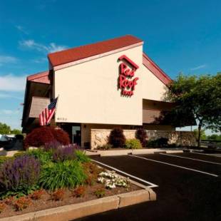 Фотографии мини отеля 
            Red Roof Inn Pittsburgh North Cranberry Township