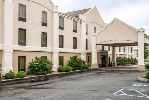 Фотография гостиницы Comfort Inn Near Six Flags St. Louis