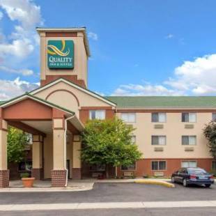 Фотографии гостиницы 
            Quality Inn & Suites Lakewood - Denver Southwest