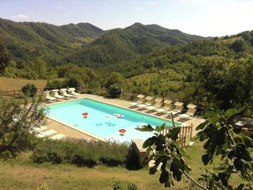 Фотографии гостевого дома 
            Farmhouse with pool in the hills, beautiful views, in the truffle area