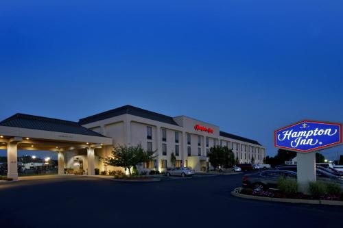 Фотография гостиницы Hampton Inn Seekonk