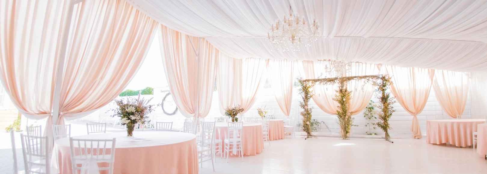 Фотография банкетного зала Шатёр Ванильное Небо