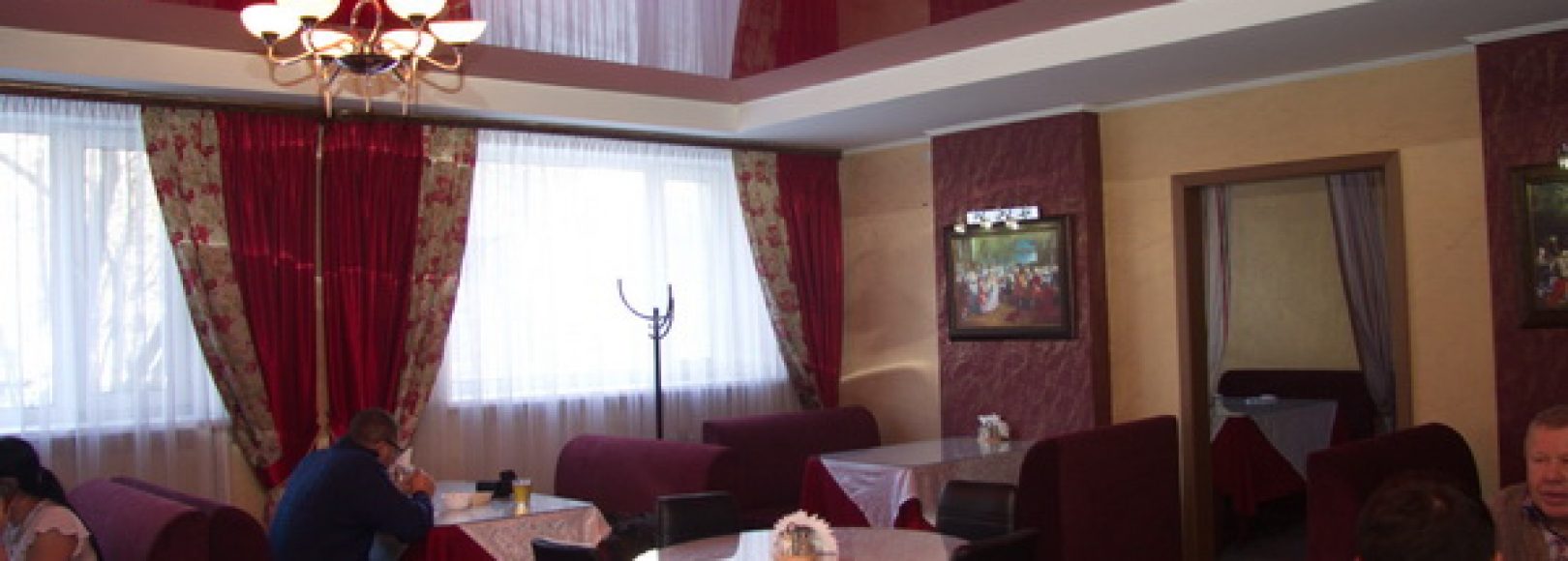 Фотография банкетного зала Версаль