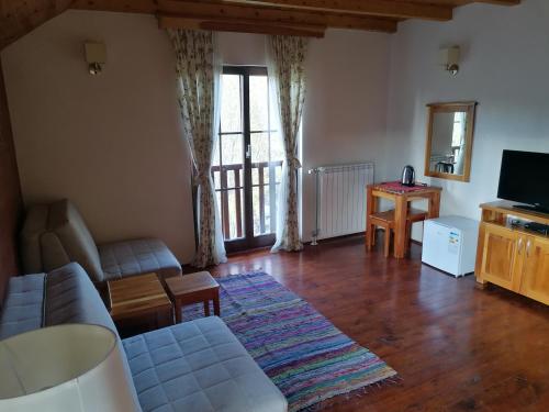 Фотография мини отеля Rooms and apartmants Mirovic