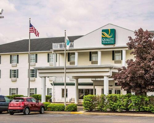 Фотографии гостиницы 
            Quality Inn & Suites Bellville - Mansfield