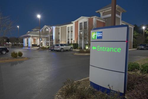 Фотография гостиницы Holiday Inn Express Anderson I-85 - Exit 27- Highway 81, an IHG Hotel
