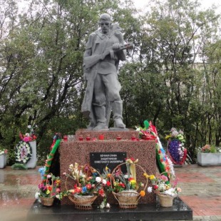 Фотография памятника Памятник на братской могиле советских воинов