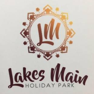 Фотографии базы отдыха 
            Lakes Main Holiday Park