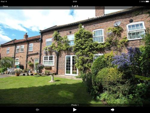 Фотография гостевого дома Maypole Farm, Cawood