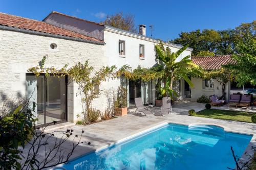 Фотография гостевого дома A La Brumanderie - Saintes