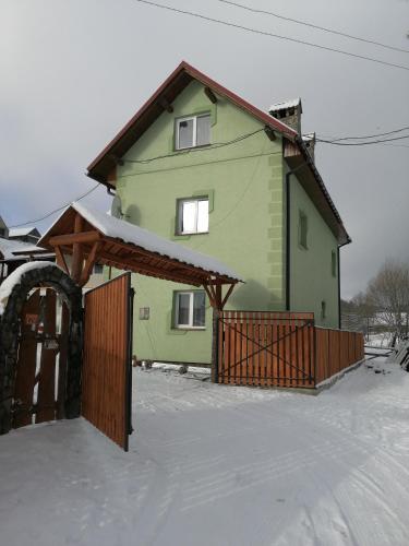 Фотография гостевого дома Берлога