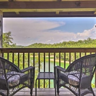 Фотография гостевого дома Serene Lakefront Cabin with Dock, Deck and Pool Access