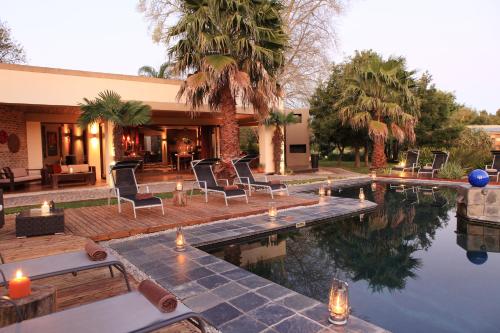 Фотография гостевого дома Lily Pond Country Lodge