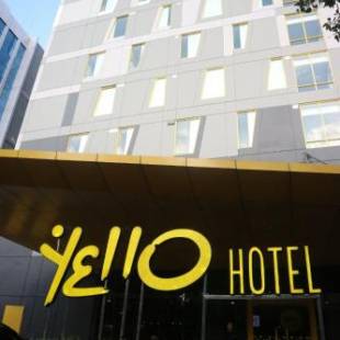 Фотографии гостиницы 
            Yello Hotel Manggarai