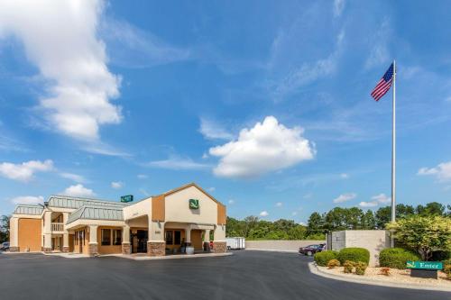 Фотография гостиницы Quality Inn Athens I-65 / Huntsville Area West
