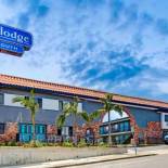 Фотография мотеля Travelodge by Wyndham LAX South