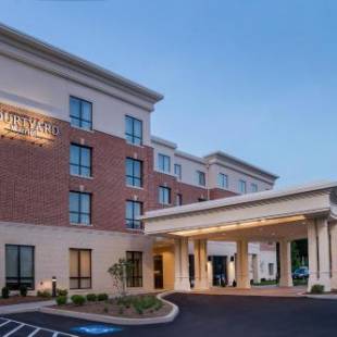 Фотографии гостиницы 
            Courtyard by Marriott Hershey Chocolate Avenue