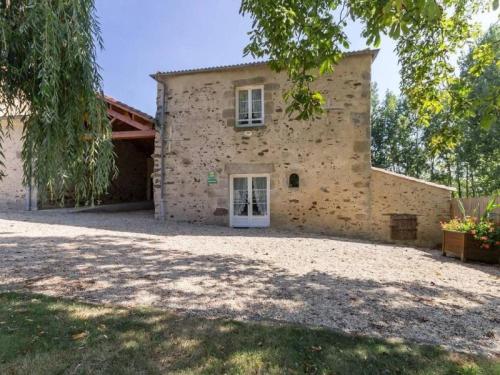 Фотография гостевого дома Gîte Vieillevigne, 3 pièces, 5 personnes - FR-1-306-797