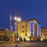 Фотография гостиницы Holiday Inn Express Hotel & Suites McAlester, an IHG Hotel