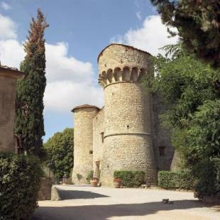 Фотографии гостевого дома 
            Castello Di Meleto Wine Destination - Camere in Castello e Appartamenti