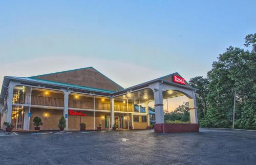 Фотографии мини отеля 
            Red Roof Inn Crossville