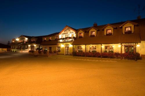 Фотография гостиницы Hotel Karpatsky Dvor