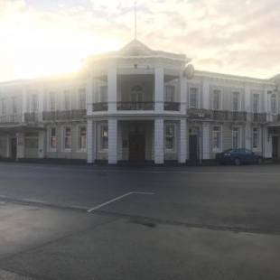 Фотографии гостиницы 
            Grand Hotel - Whangarei