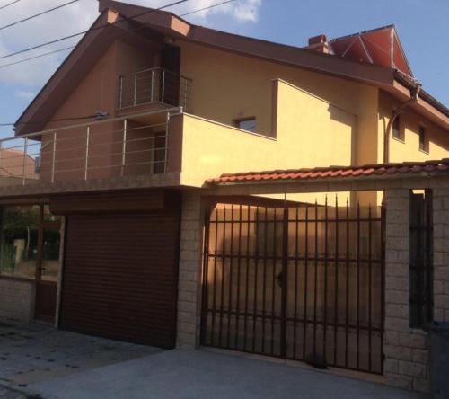 Фотография гостевого дома Роден Край Homeland