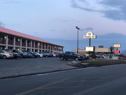 Фотография мотеля Knights Inn Oswego East