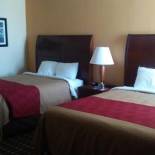 Фотография гостиницы Econo Lodge Inn & Suites Brookings