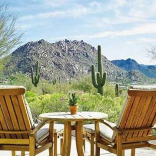 Фотографии гостиницы 
            Four Seasons Resorts Scottsdale at Troon North