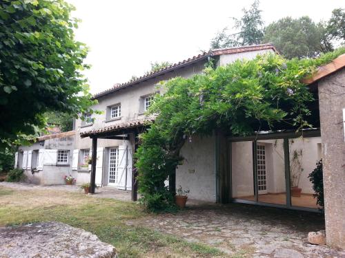 Фотографии мини отеля 
            Maison d'hôtes Les Beaux Chenes