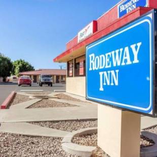 Фотографии гостиницы 
            Rodeway Inn Old Town Scottsdale