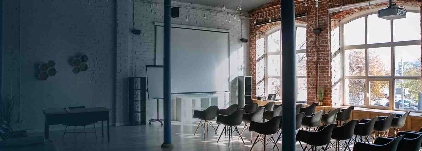 Фотография конференц-зала LOFT