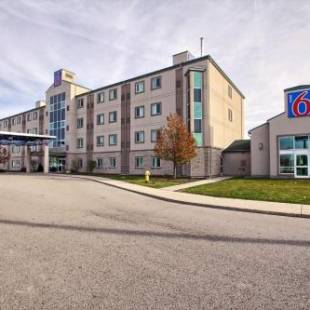 Фотографии гостиницы 
            Motel 6-London, ON - Ontario