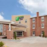 Фотография гостиницы Holiday Inn Express Hotel & Suites North Kansas City, an IHG Hotel