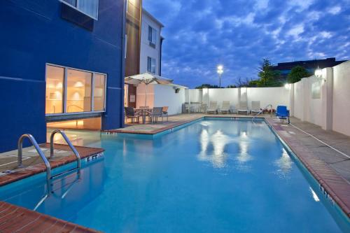 Фотография гостиницы SpringHill Suites Nashville MetroCenter