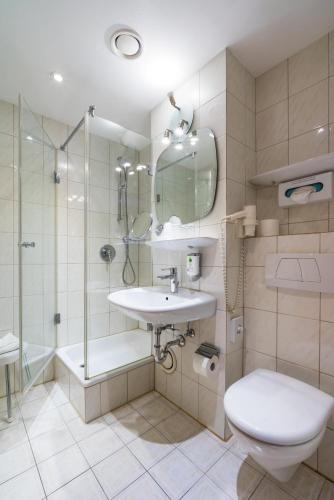 Фотография гостиницы Parkhotel Crombach