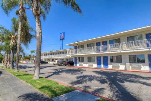 Фотография гостиницы Motel 6-San Bernardino, CA - South